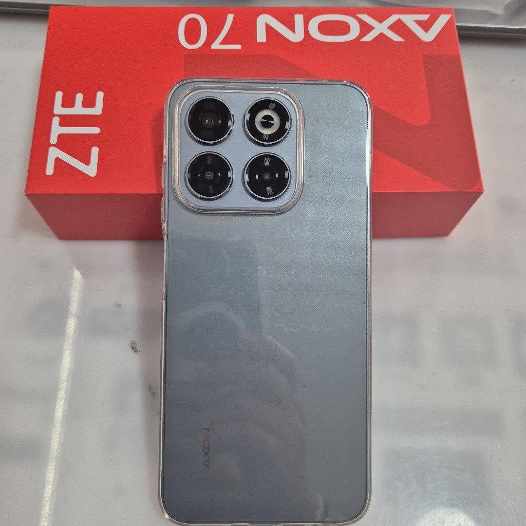 CELULAR ZTE AXON 70 Z2459 256 GB 6 GB RAM (SEMINUEVO)