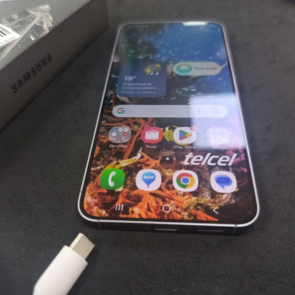 CELULAR SAMSUNG GALAXY S25 SM-S931B (2025) 256 GB 12 GB RAM (SEMINUEVO)