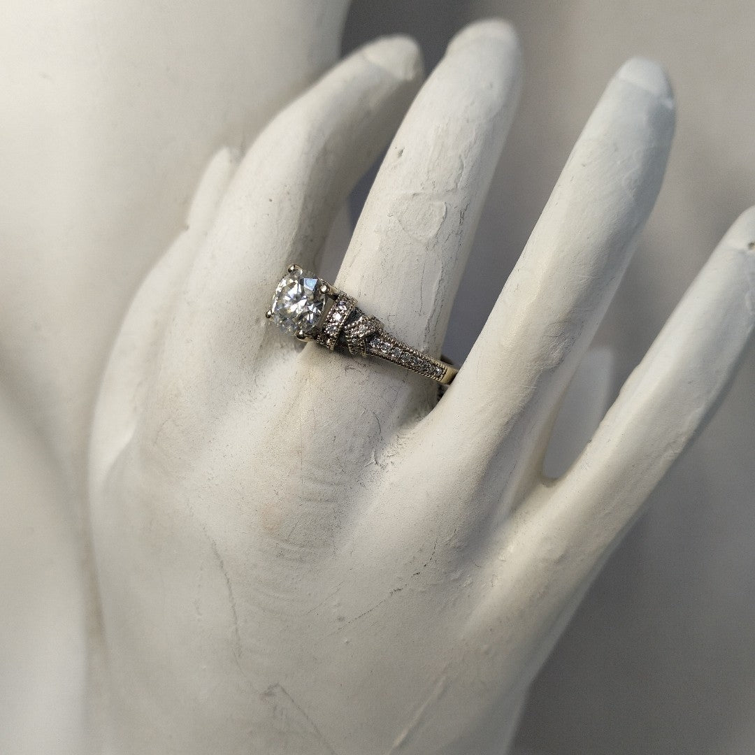 ANILLITO ORO BLANCO 18 K 3,80 GRMS (SEMINUEVO)