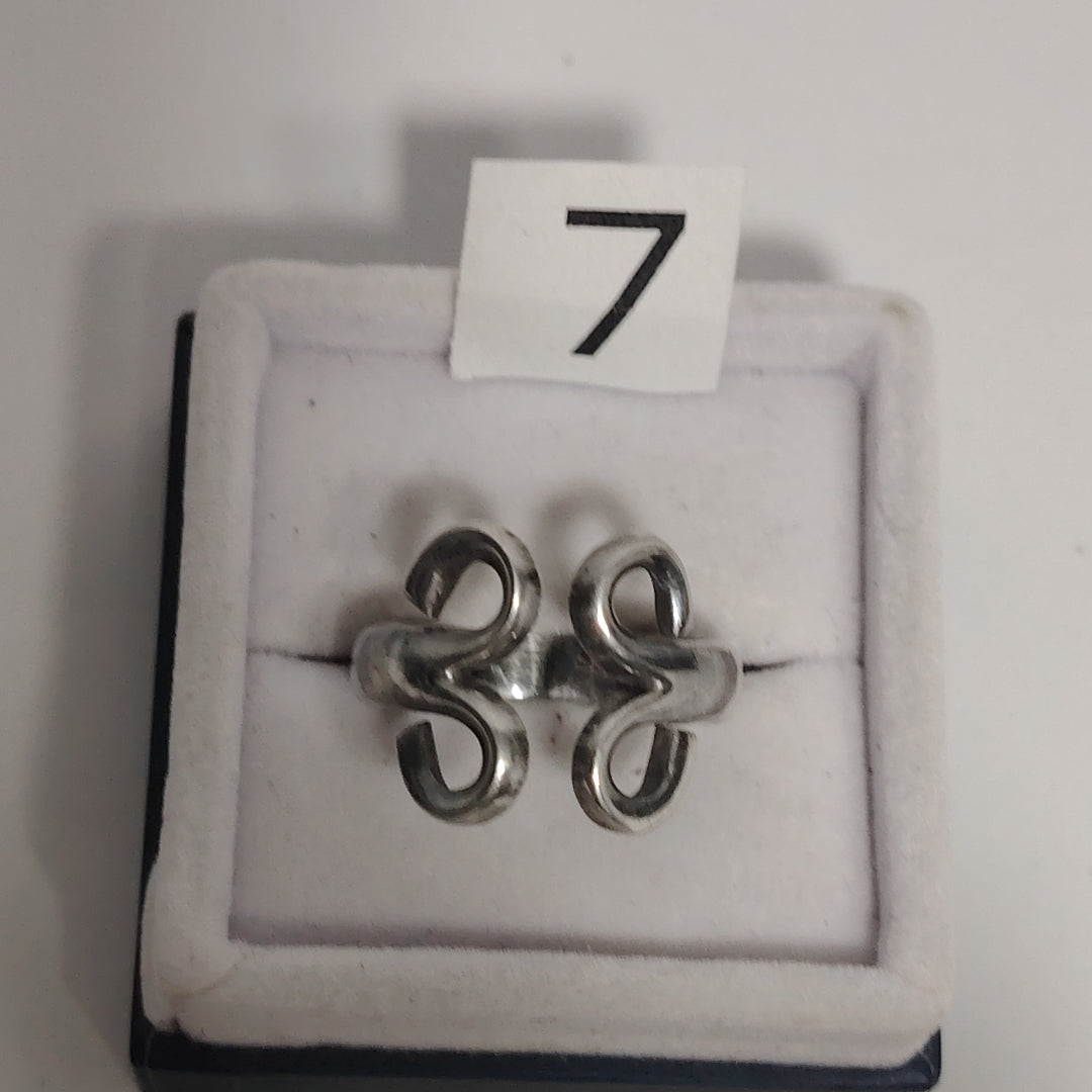 ANILLITO PLATA 7.9 GRMS (SEMINUEVO)