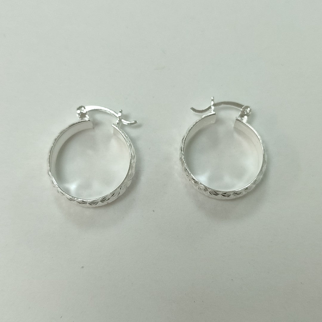 PAR ARRACADAS FACETADAS PLATA .925 3.3 GR (NUEVO)