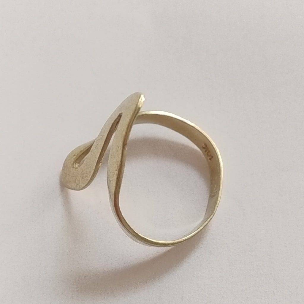 ANILLITO ORO 10 K 2.6 GRMS (SEMINUEVO)