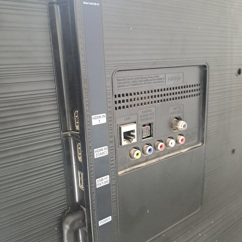 PANTALLA SAMSUNG UN32T4300AF (2020) 32" LED HD (SEMINUEVO)