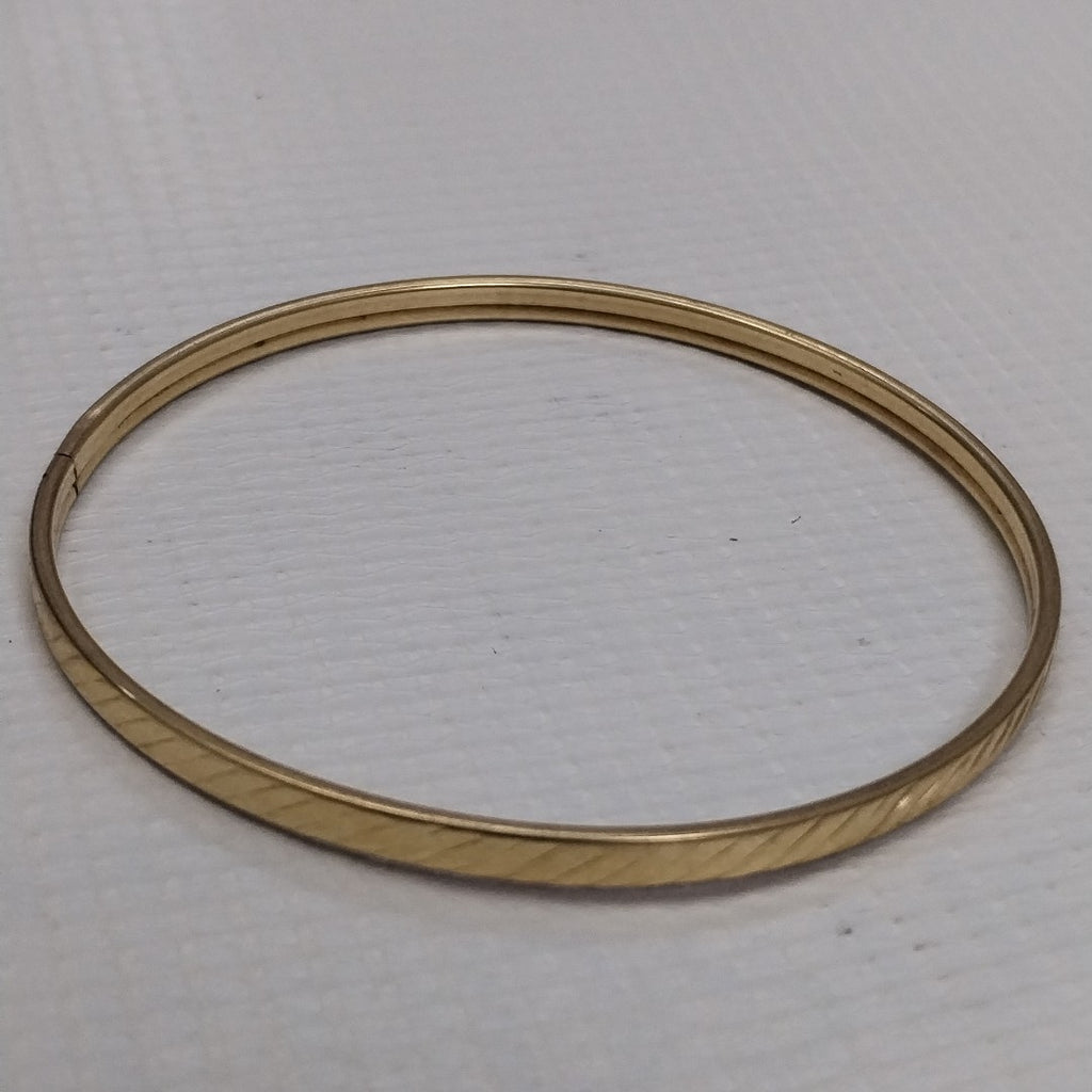 PULSERA RIGIDA ORO 10 K 5.8 GRMS (SEMINUEVO)