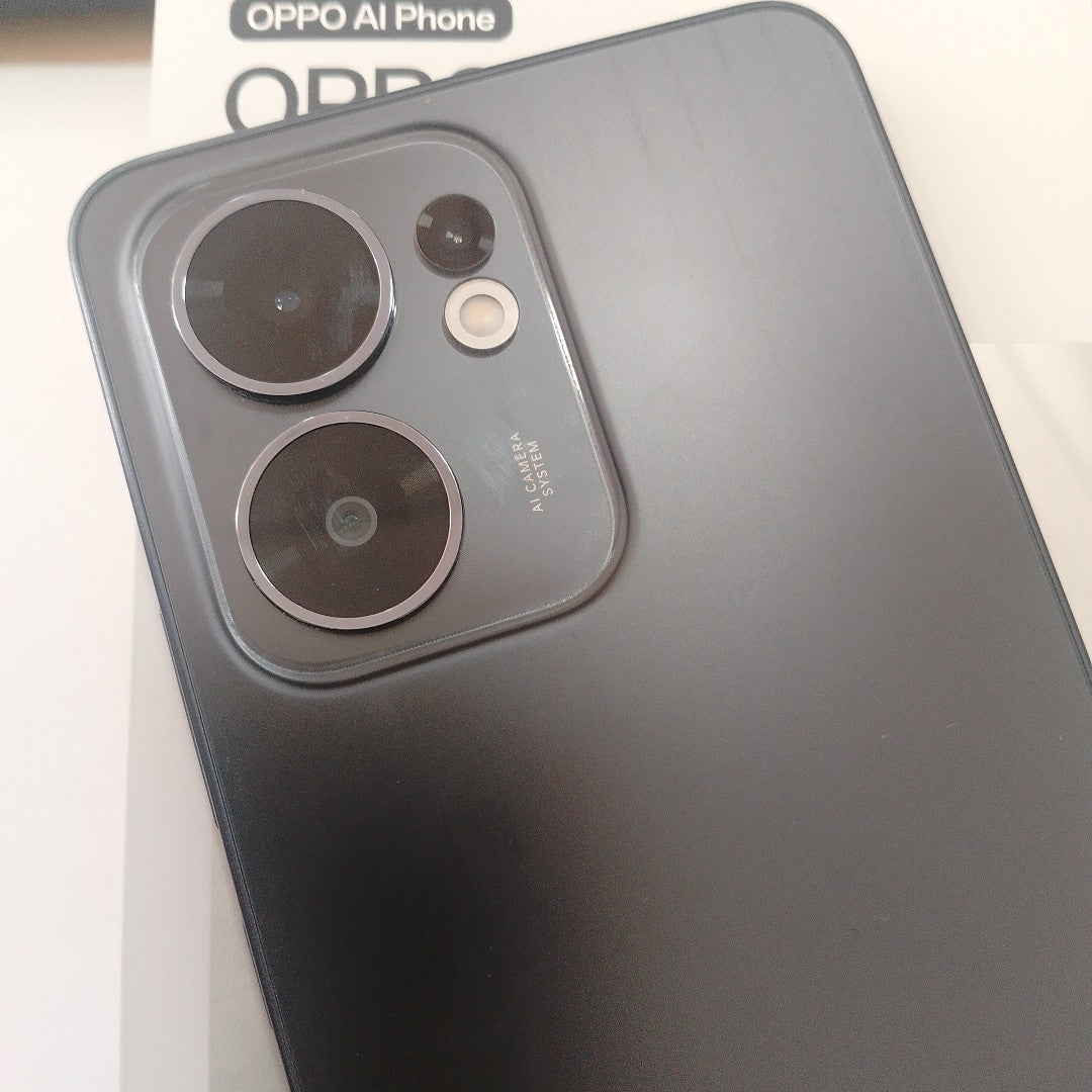CELULAR OPPO  RENO 13F 5G CPH2699 (2025) 256 GB 12 GB RAM (SEMINUEVO)