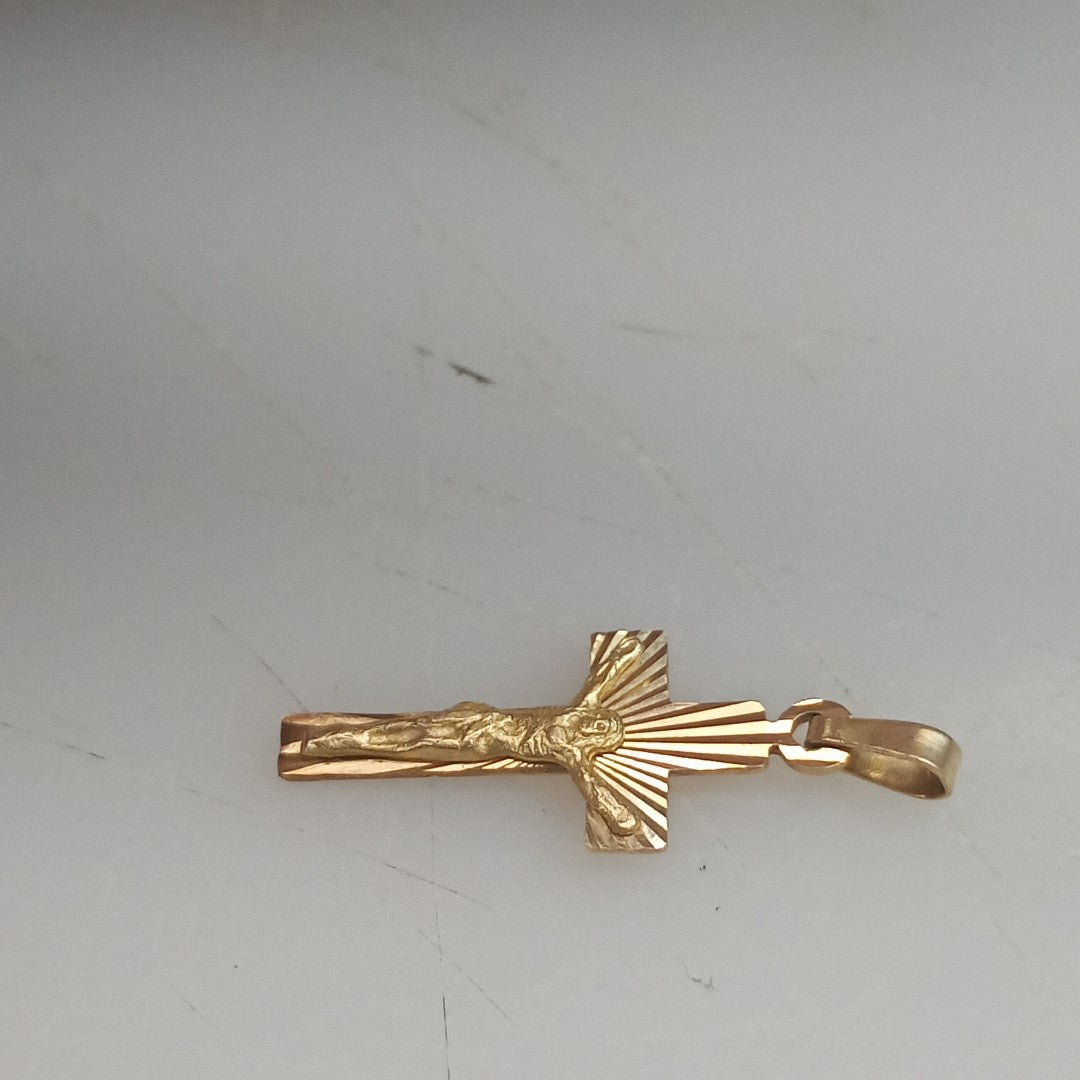 CRISTO, DIJE ORO 14 K 0.9 GRMS (SEMINUEVO)