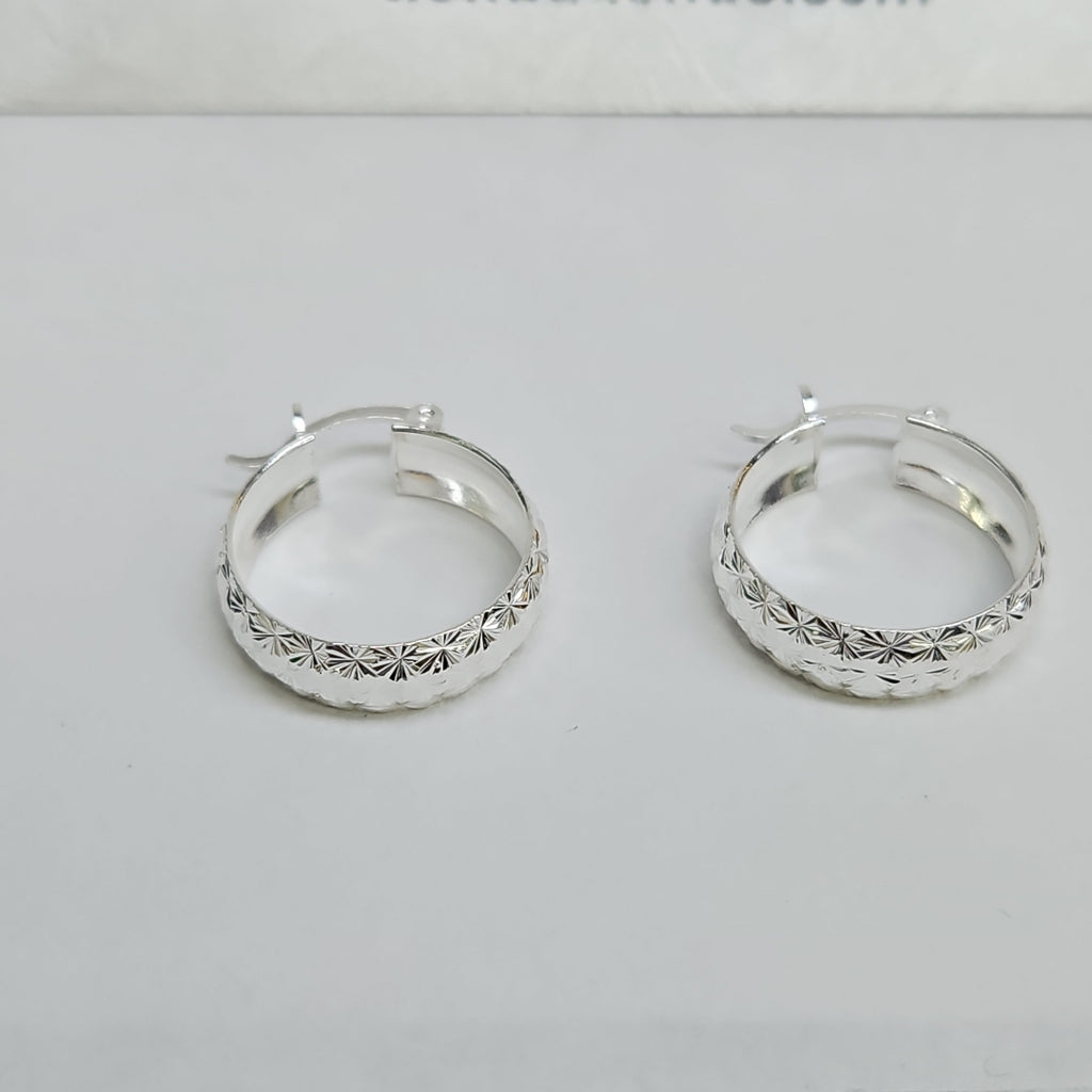 PAR ARRACADAS FACETADAS PLATA .925 3.3 GR (NUEVO)