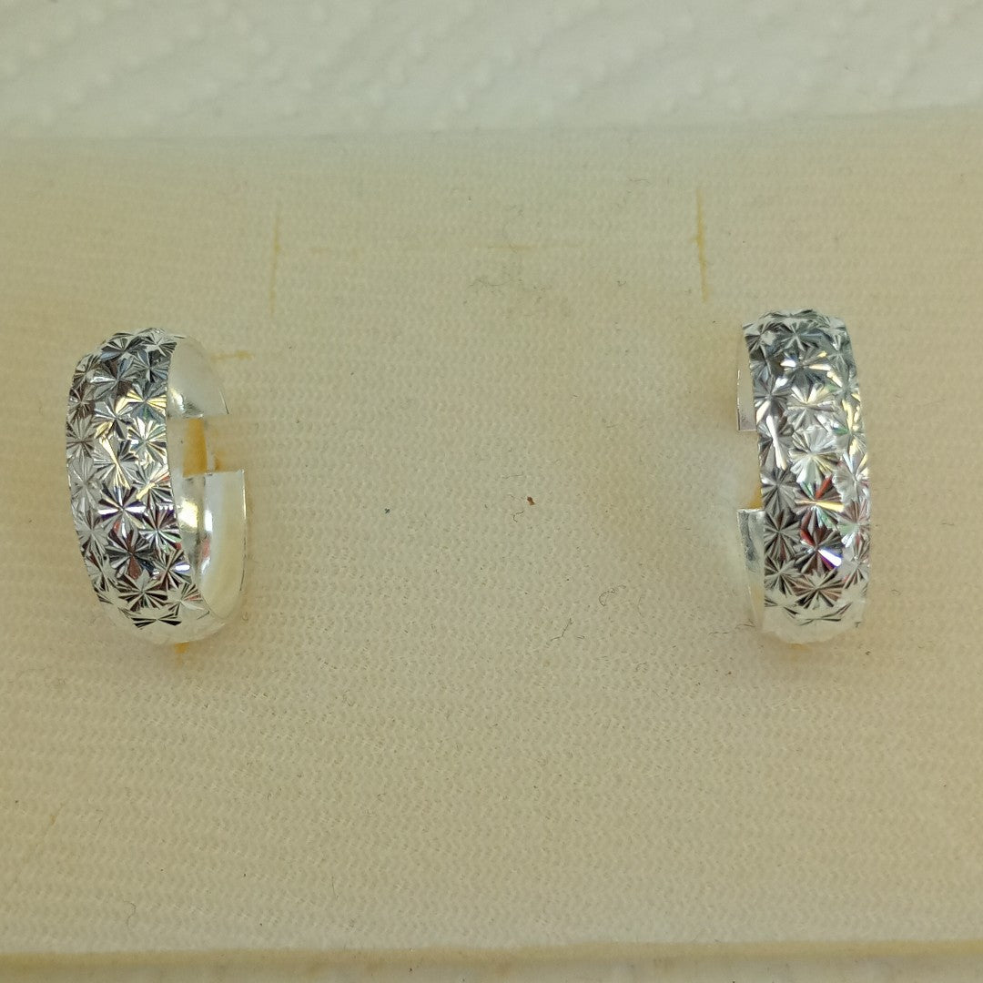 PAR ARRACADAS FACETADAS PLATA .925 3.5 GR (NUEVO)