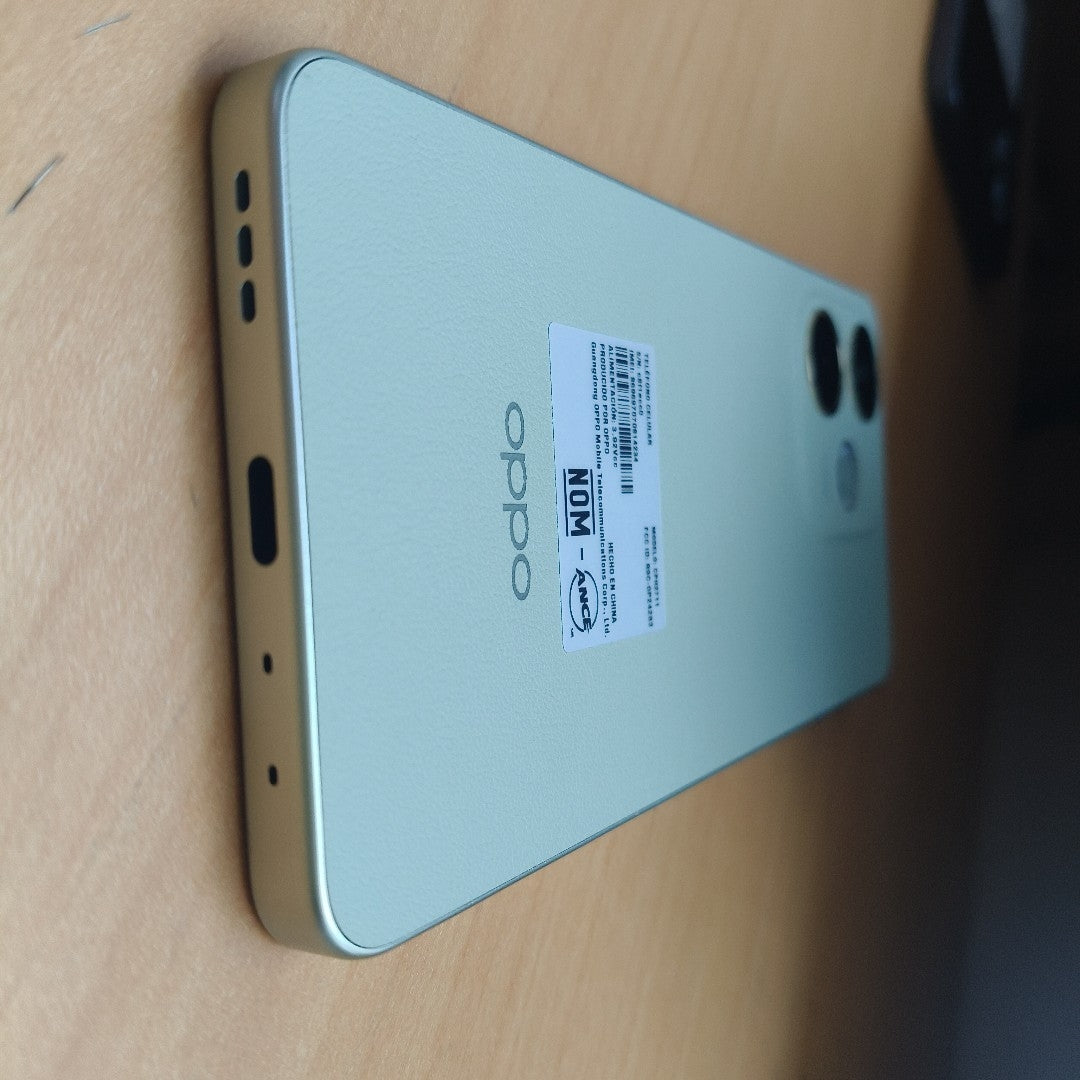 CELULAR OPPO  A5 PRO CPH2711 (2025) 256 GB 8 GB RAM (SEMINUEVO)