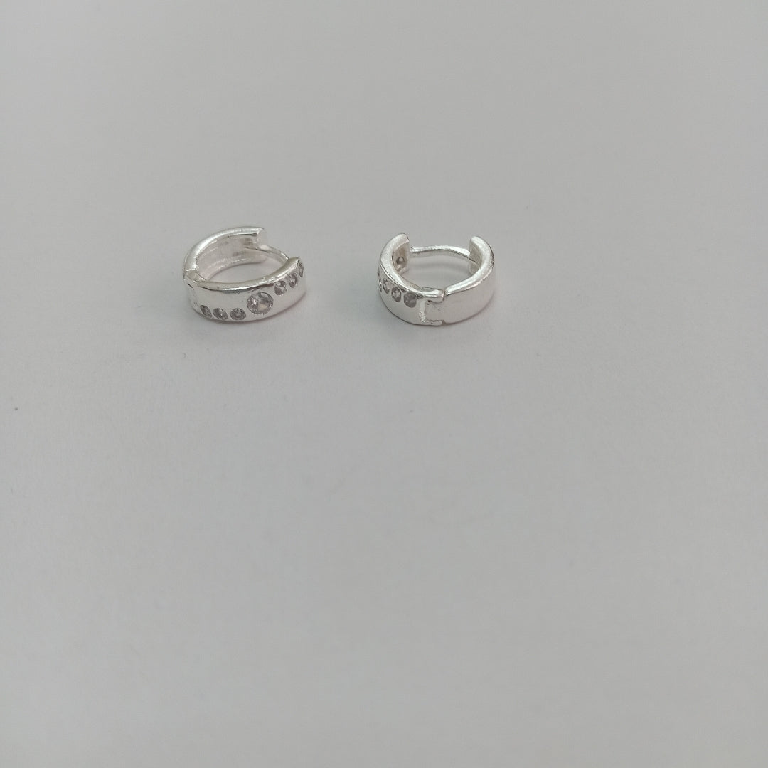 ARRACADAS C/CIRCONIAS PLATA .925 2.1 GR (NUEVO)