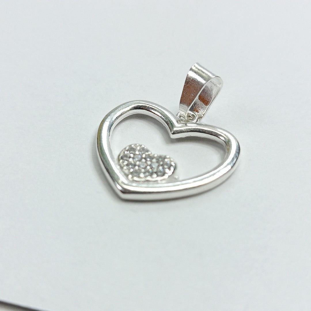 DIJE CORAZON C/CIRCONIAS PLATA .925 2.6 GR (NUEVO)