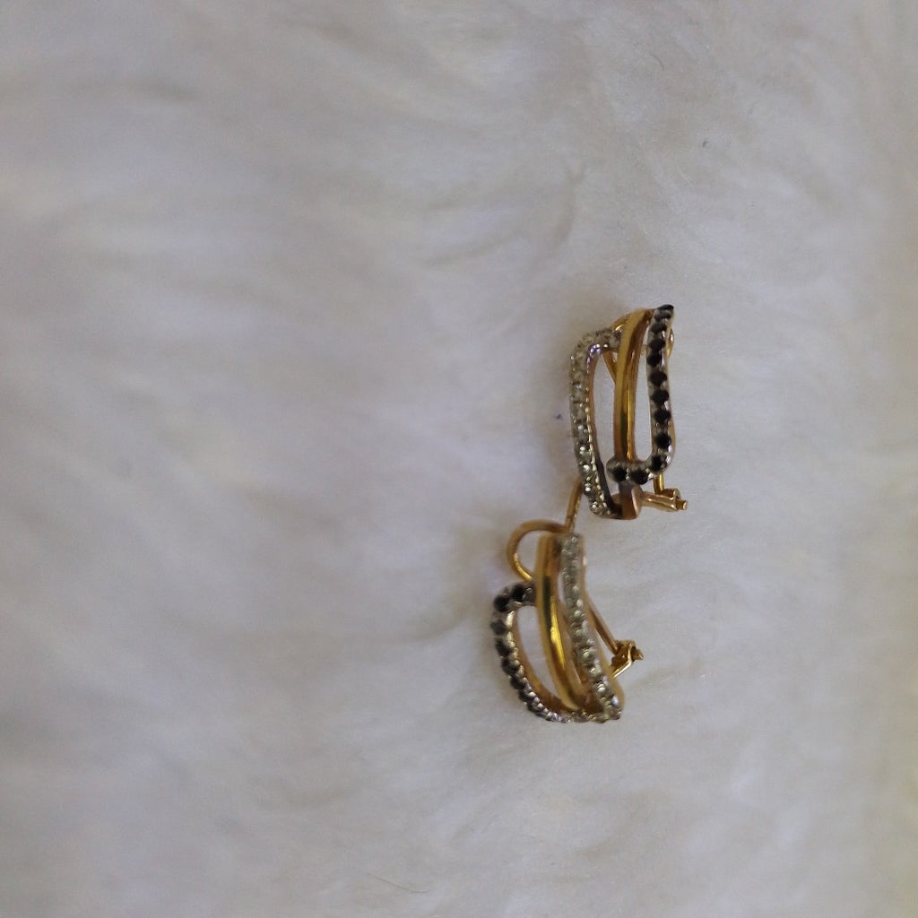 ARETES PAR ORO 10 K 3.4 GRMS (SEMINUEVO)