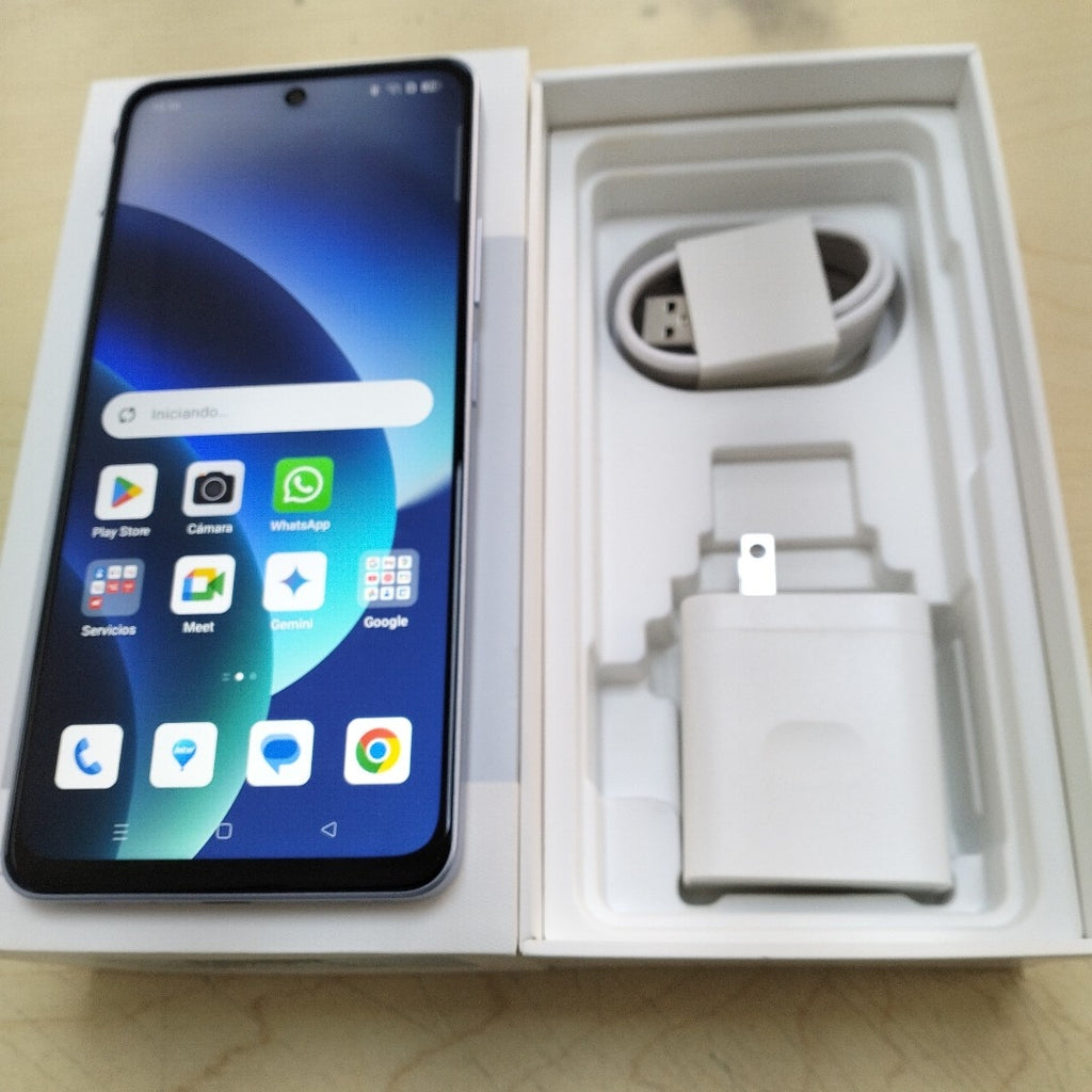 CELULAR OPPO  A5 PRO CPH2711 (2025) 256 GB 8 GB RAM (SEMINUEVO)