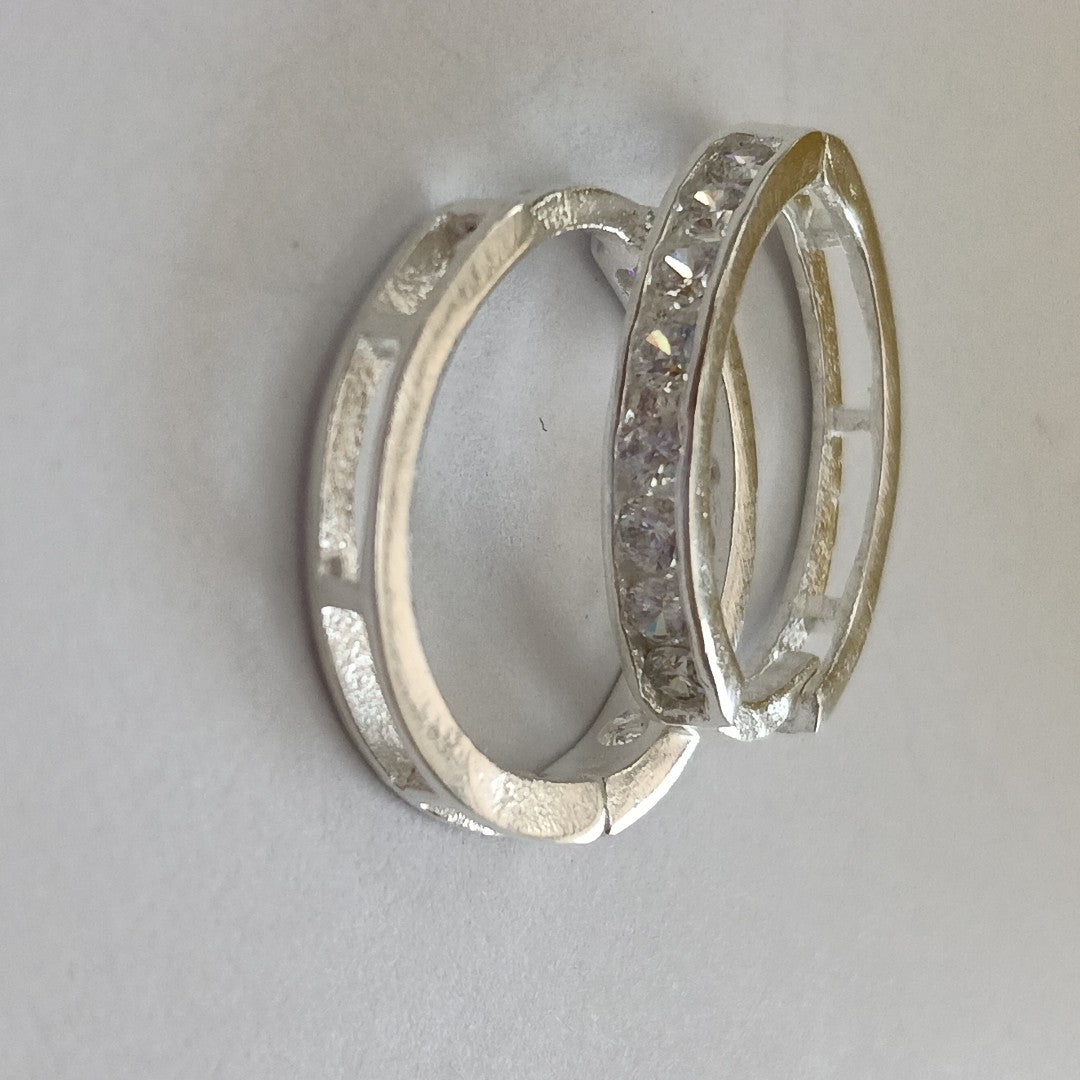 ARRACADAS C/CIRCONIAS PLATA .925 2.1 GR (NUEVO)