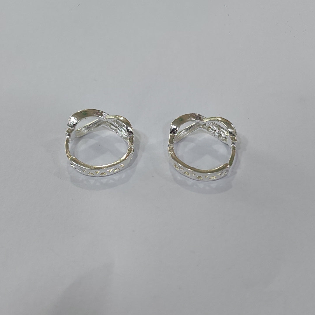 HUGGIES INFINITO CIRCONIAS PLATA .925 2.4 GR (NUEVO)