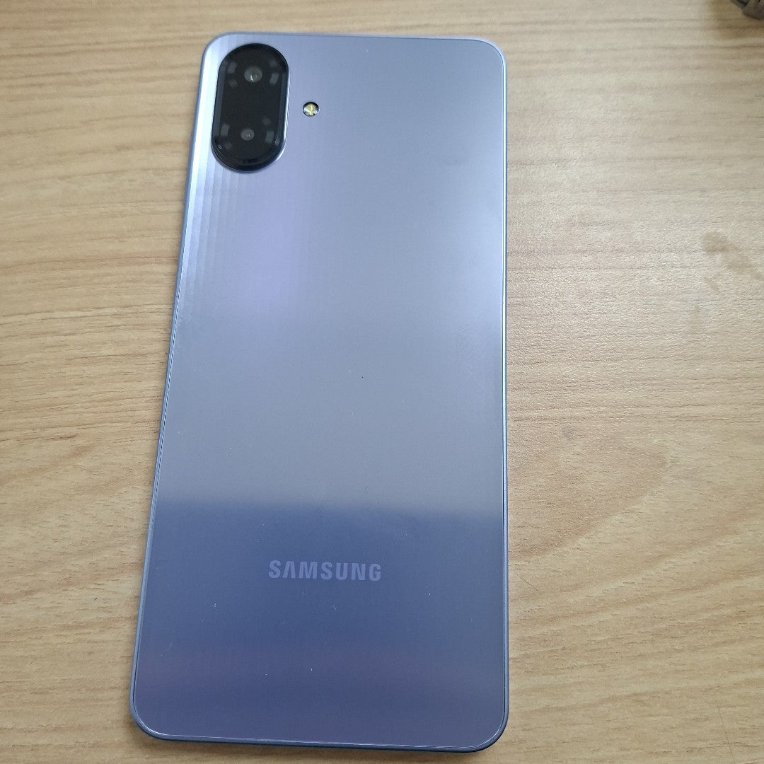 CELULAR SAMSUNG GALAXY A07 SM-A075M (2025) 64 GB 4 GB RAM (SEMINUEVO)