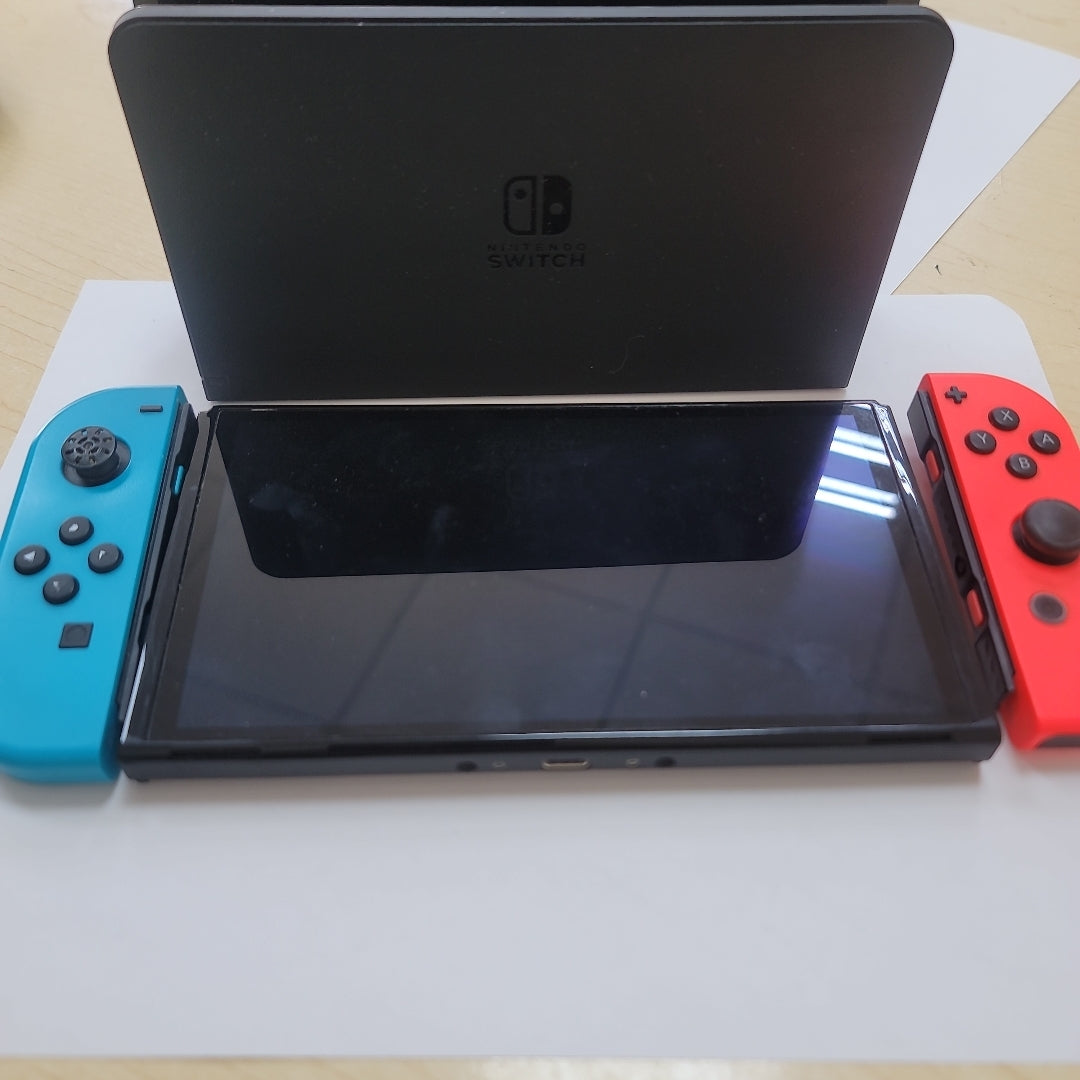CONSOLA DE VIDEOJUEGO NINTENDO SWITCH OLED 64 GB (SEMINUEVO)