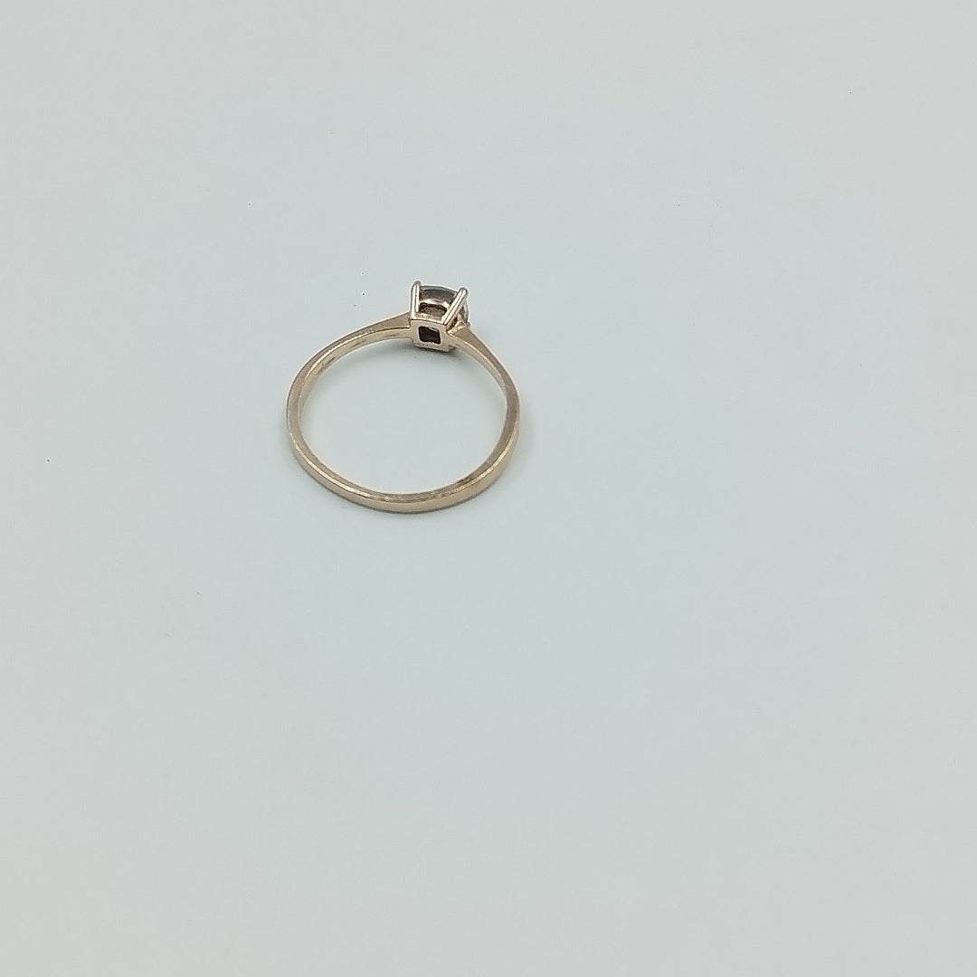 SOLITARIO ORO 14 K 1.8 GRMS (SEMINUEVO)