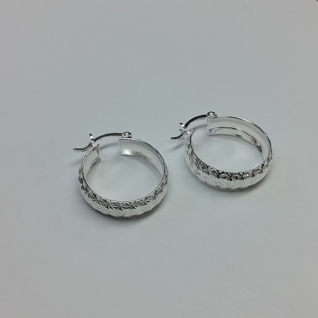 PAR ARRACADAS FACETADAS PLATA .925 3.4 GR (NUEVO)