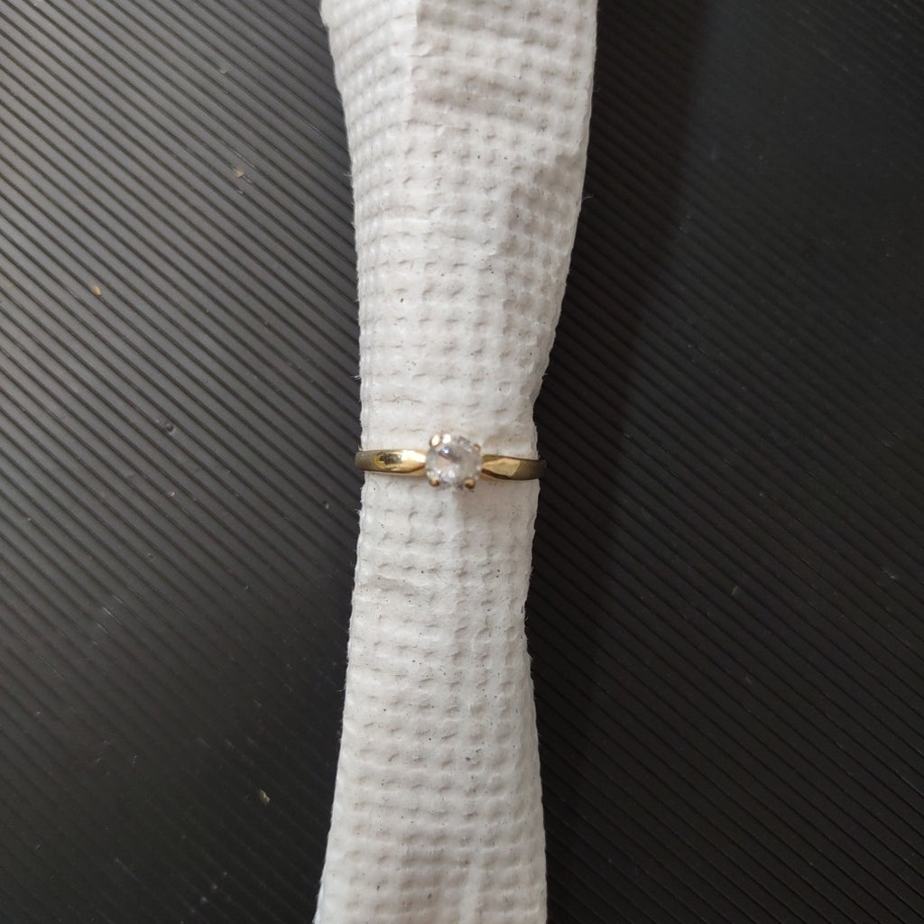 ANILLO ORO 10 K 1.1 GRMS (SEMINUEVO)