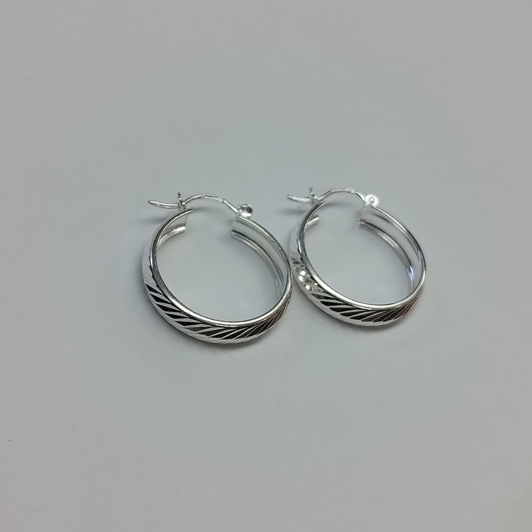 PAR ARRACADAS LABRADAS PLATA .925 2.4 GR (NUEVO)