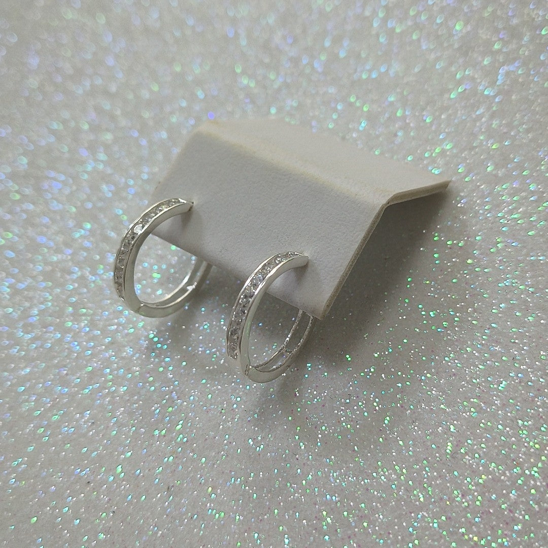ARRACADAS C/CIRCONIAS PLATA .925 2.1 GR (NUEVO)