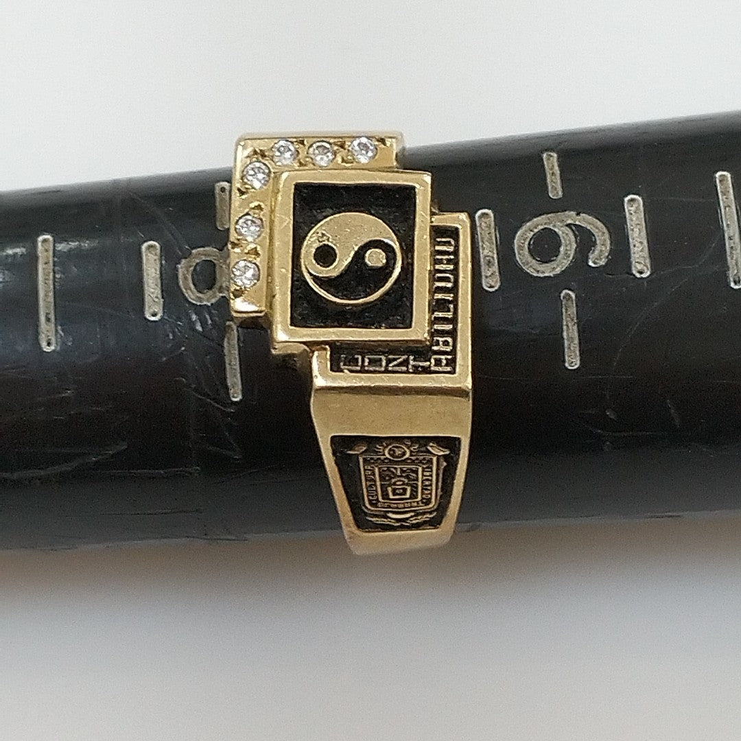 ANILLO DE GRADUACIÓN ORO 14 K 5.6 GRMS (SEMINUEVO)
