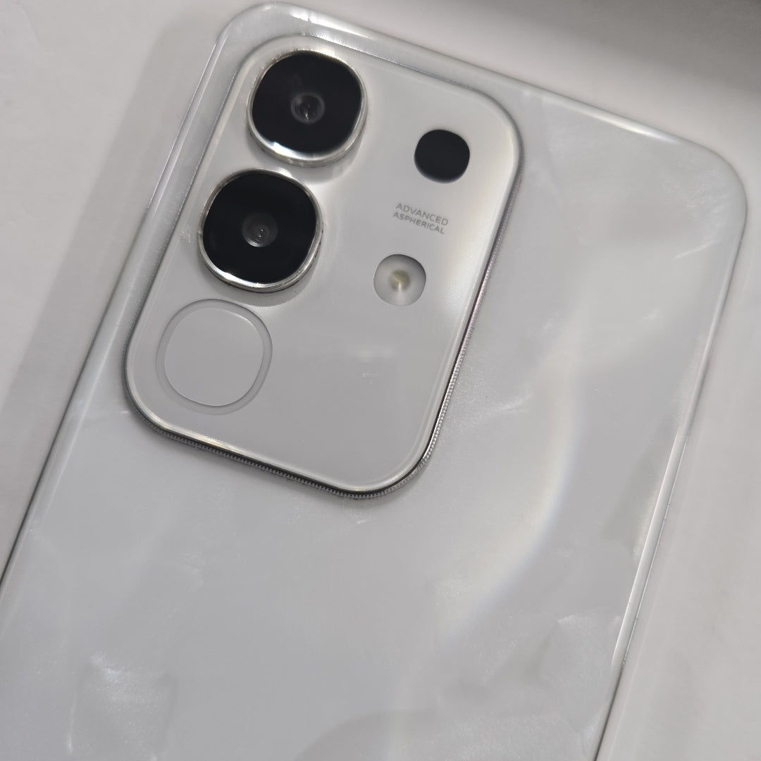CELULAR VIVO Y29 V2434 (2025) 256 GB 8 GB RAM (SEMINUEVO)