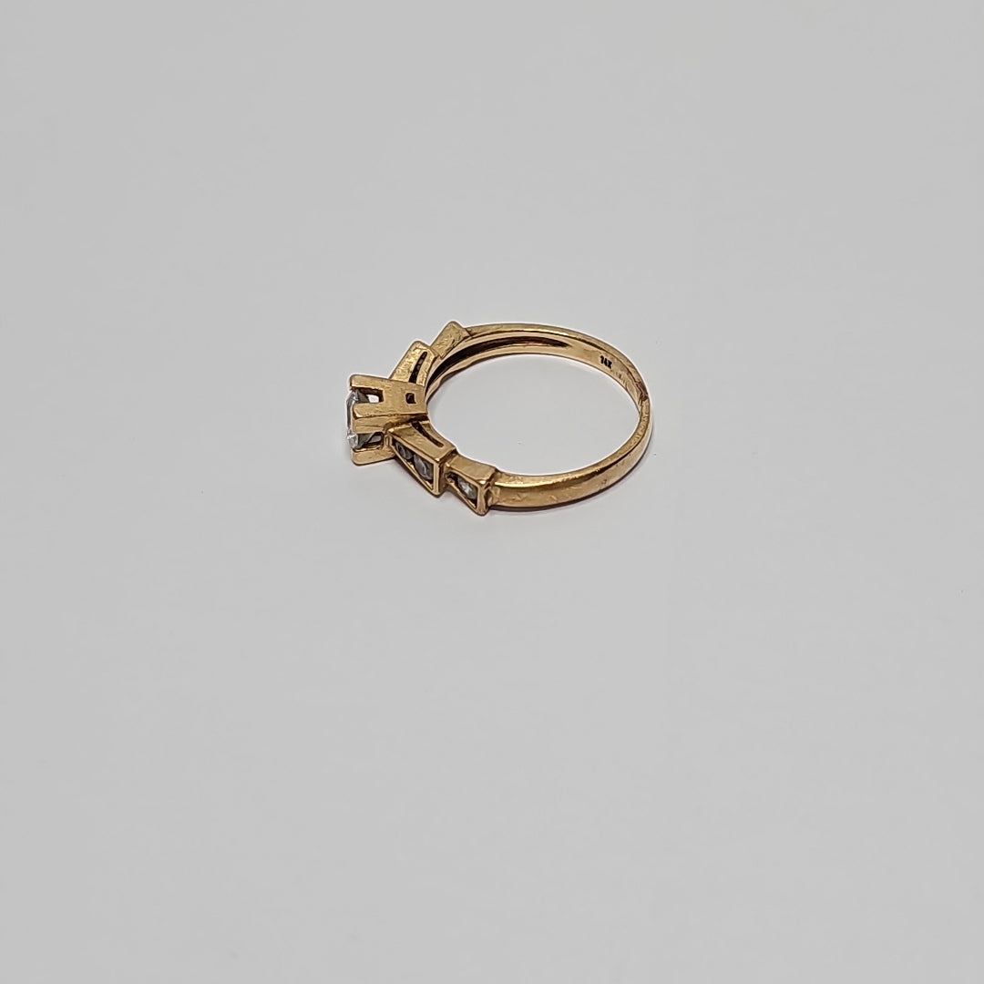 ANILLITO ORO 14 K 3.3 GRMS (SEMINUEVO)