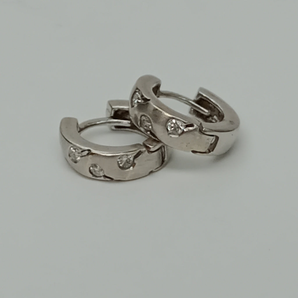 ARRACADAS PAR ORO 14 K 3.5 GRMS (SEMINUEVO)