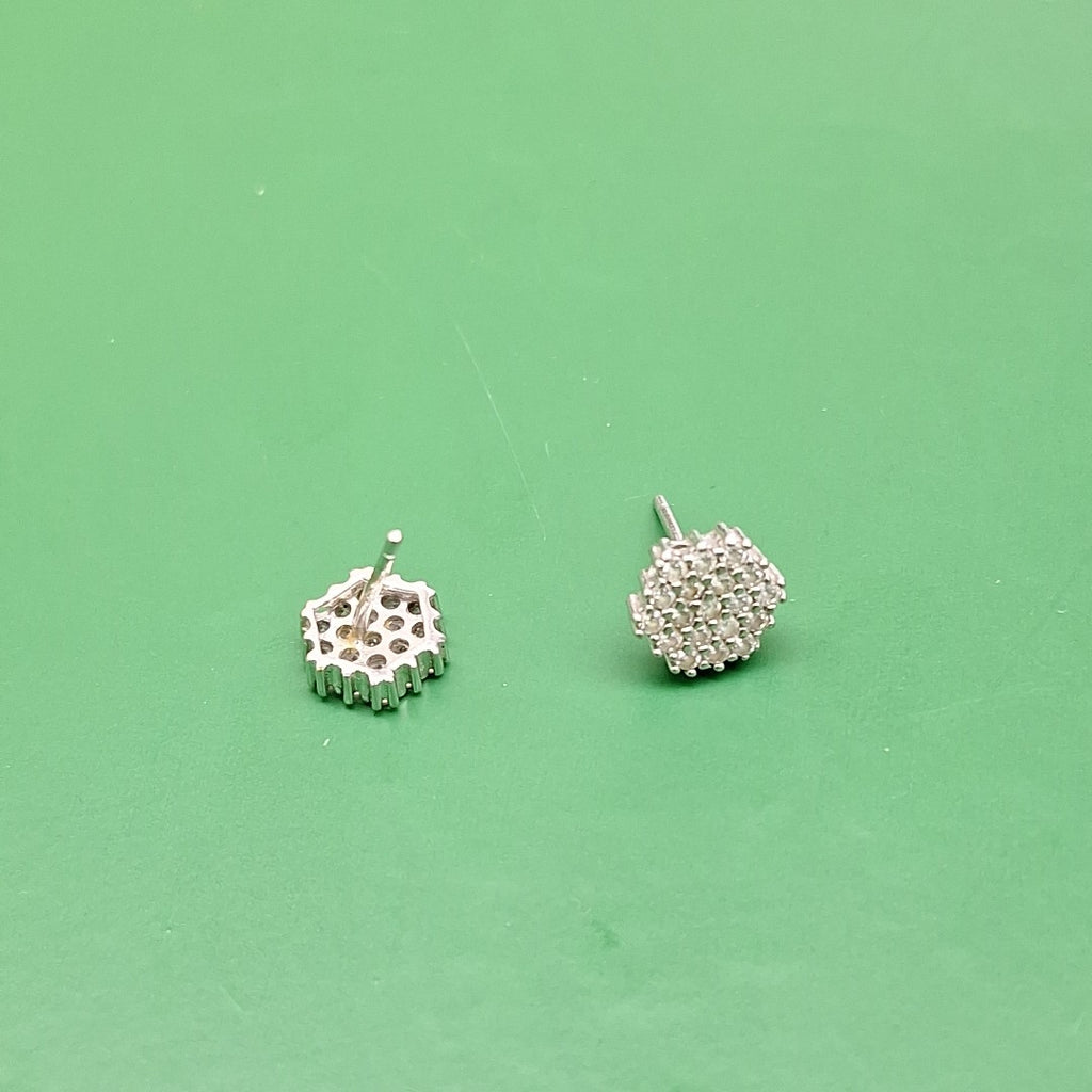 BROQUELES PAR ORO, ORO BLANCO 14 K 1.6 GRMS (SEMINUEVO)