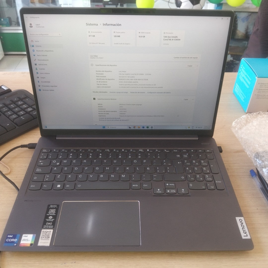 LAPTOP LENOVO IDEAPAD GAMING 3 16IAH7 (2022) 512 GB SSD 16 GB RAM (SEMINUEVO)