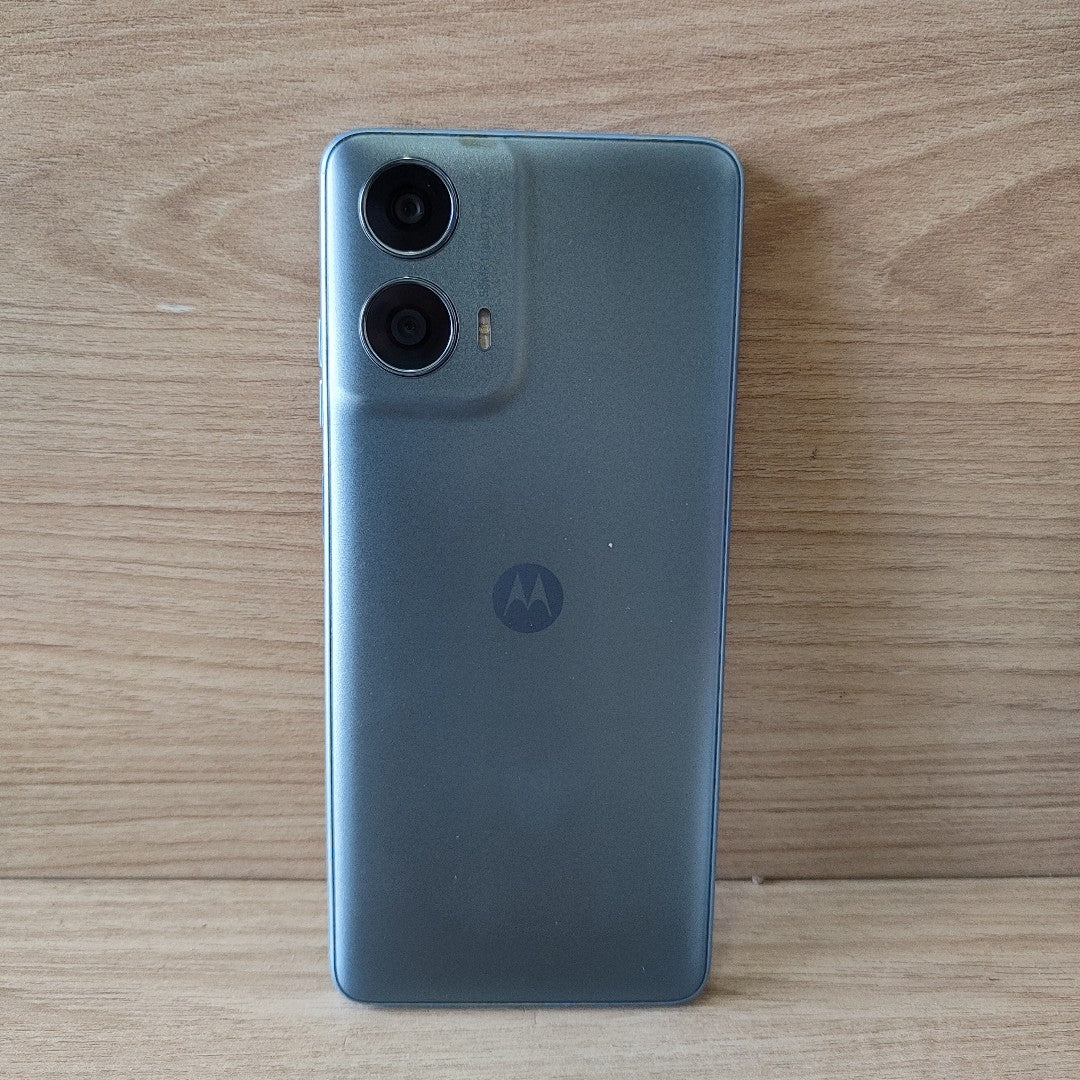 CELULAR MOTOROLA MOTO G24 POWER XT2425-1 (2024) 256 GB 8 GB RAM (SEMINUEVO)