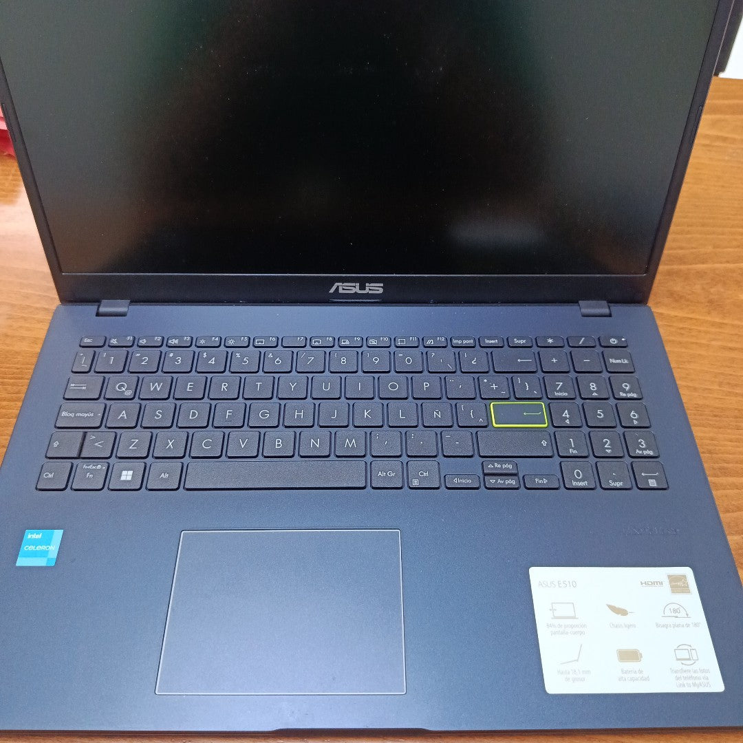 LAPTOP ASUS VIVOBOOK E510KA-BR760W (2024) 128 GB SSD 4 GB RAM (SEMINUEVO)