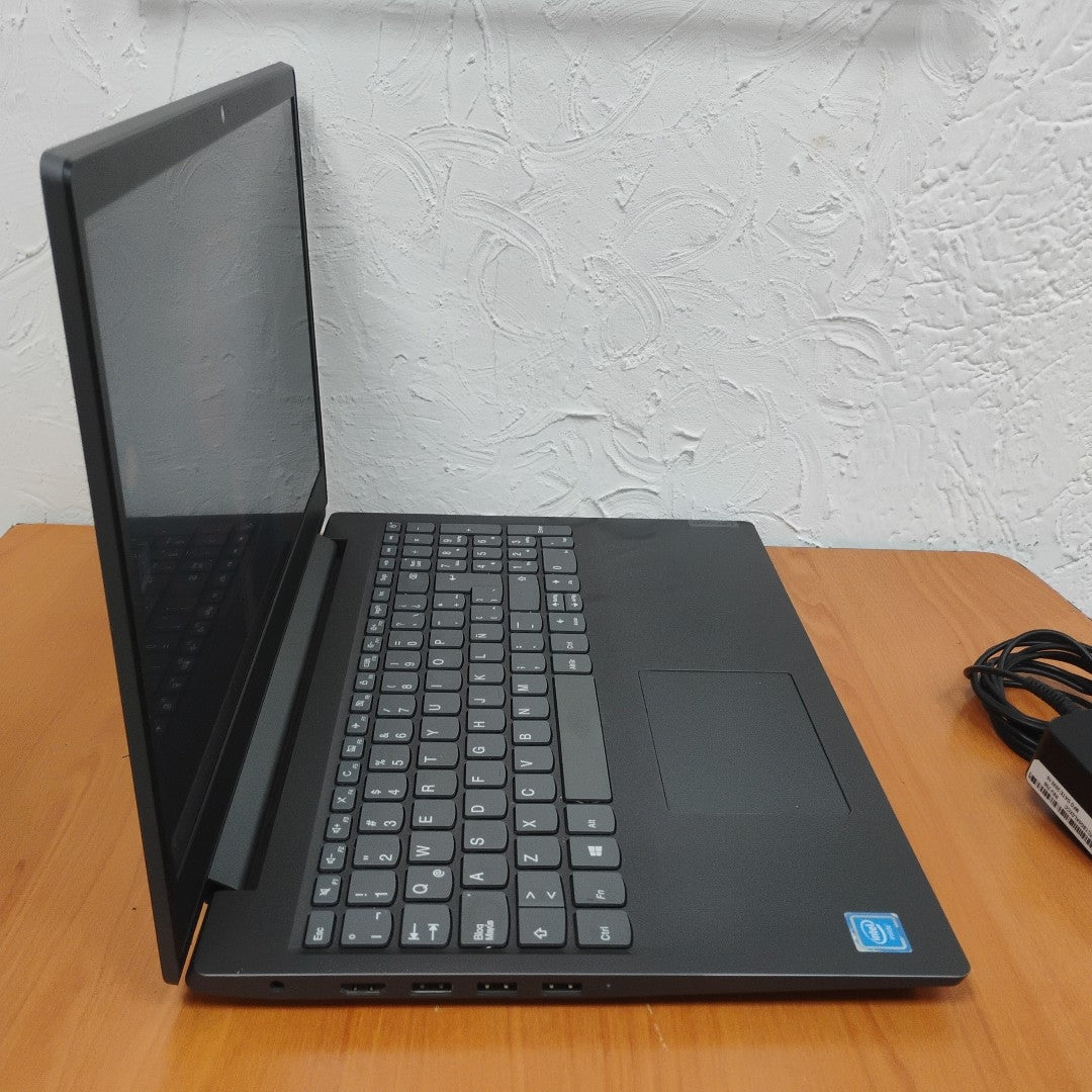LAPTOP LENOVO V15-IGL (2022) 500 GB  4 GB RAM