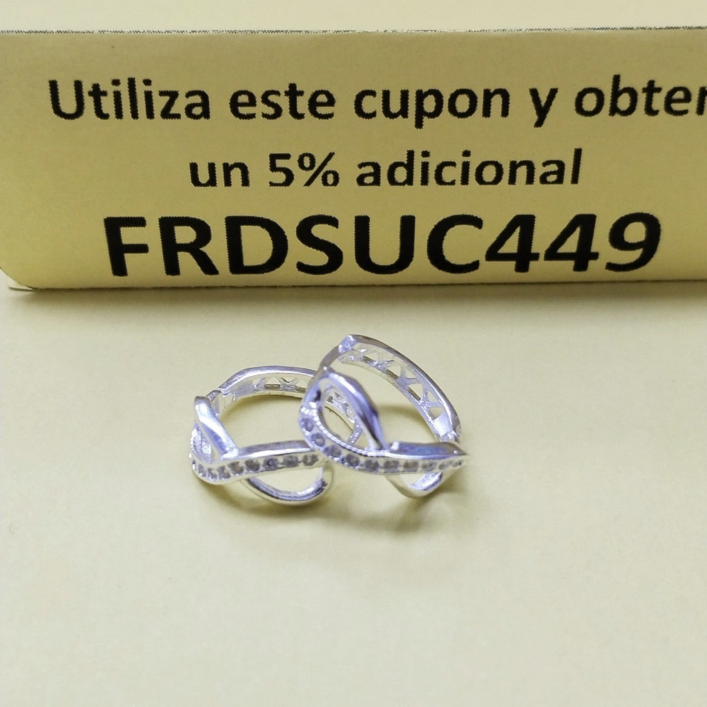 HUGGIES INFINITO CIRCONIAS PLATA .925 2.4 GR (NUEVO)