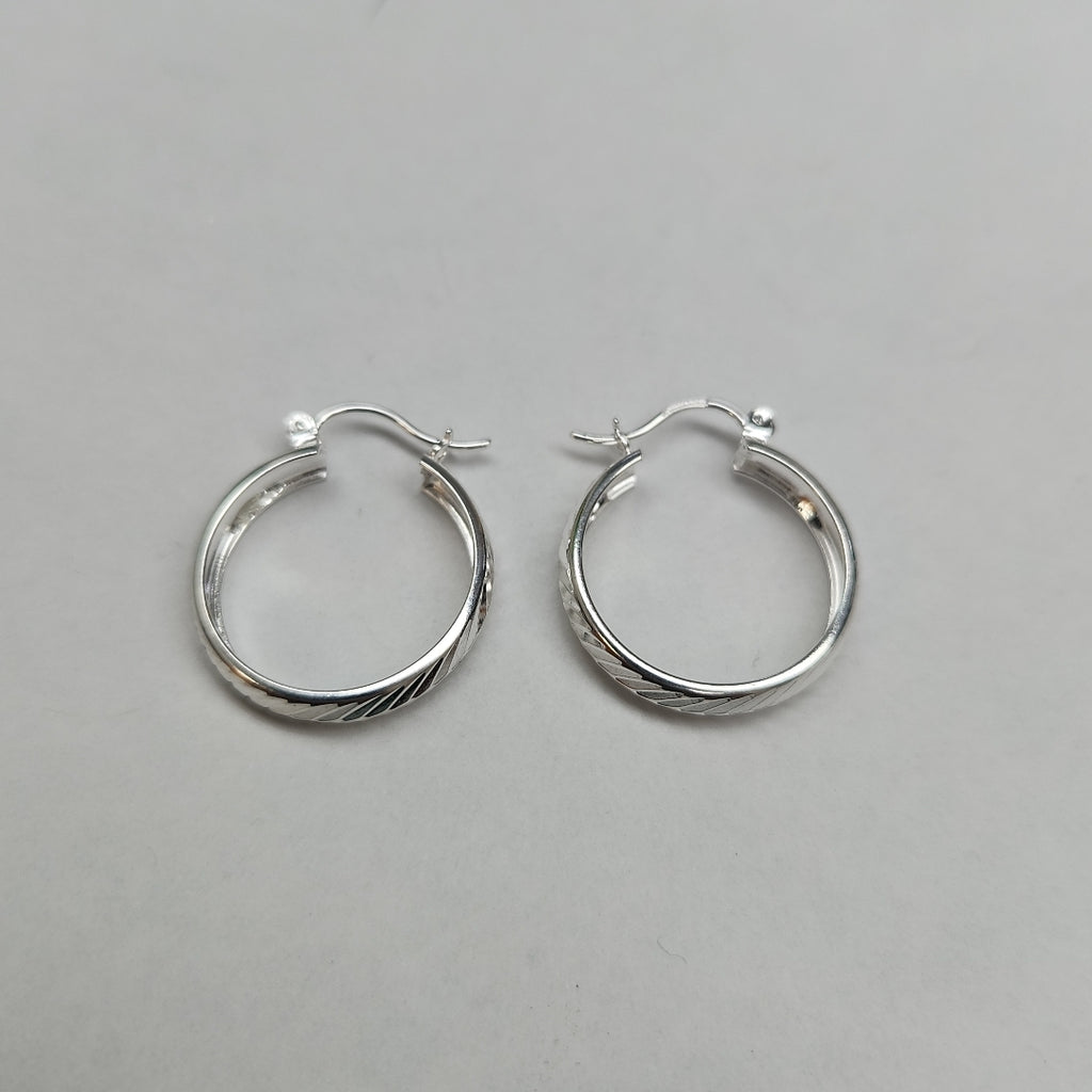 PAR ARRACADAS FACETADAS PLATA .925 2.3 GR (NUEVO)
