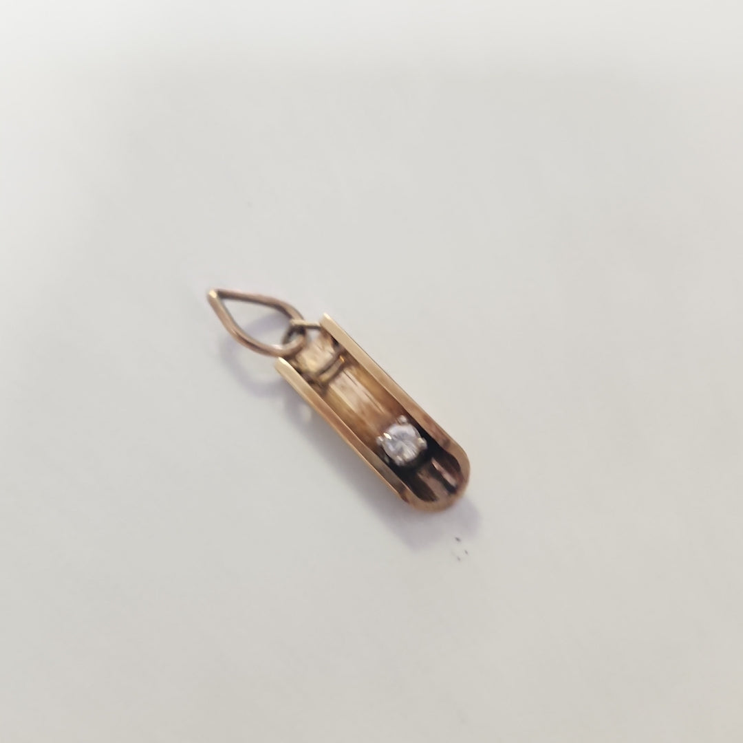 DIJE ORO 14 K 1.9 GRMS (SEMINUEVO)