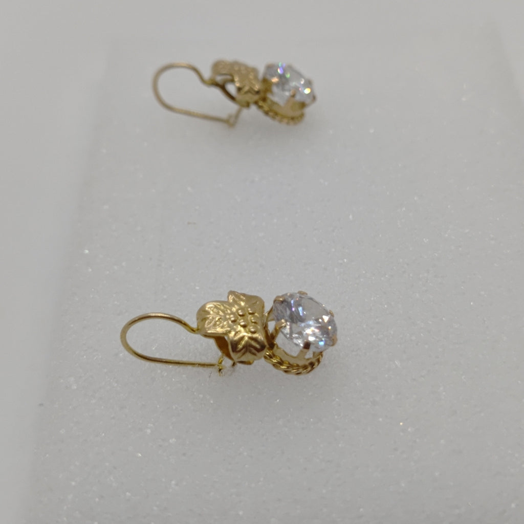 ARETES PAR ORO 8 K 2.1 GRMS (SEMINUEVO)