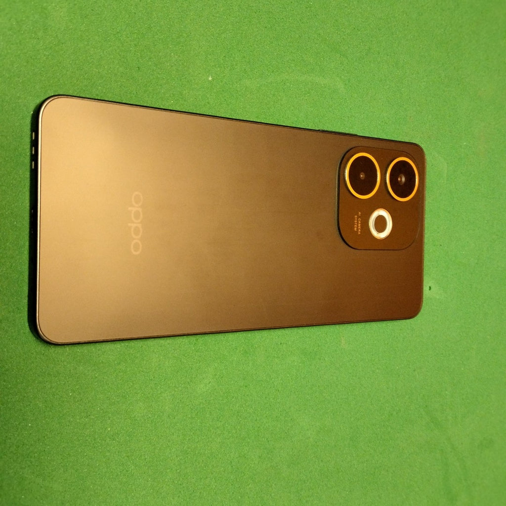 CELULAR OPPO A5 PRO 5G CPH2695 (2025) 256 GB 8 GB RAM (SEMINUEVO)