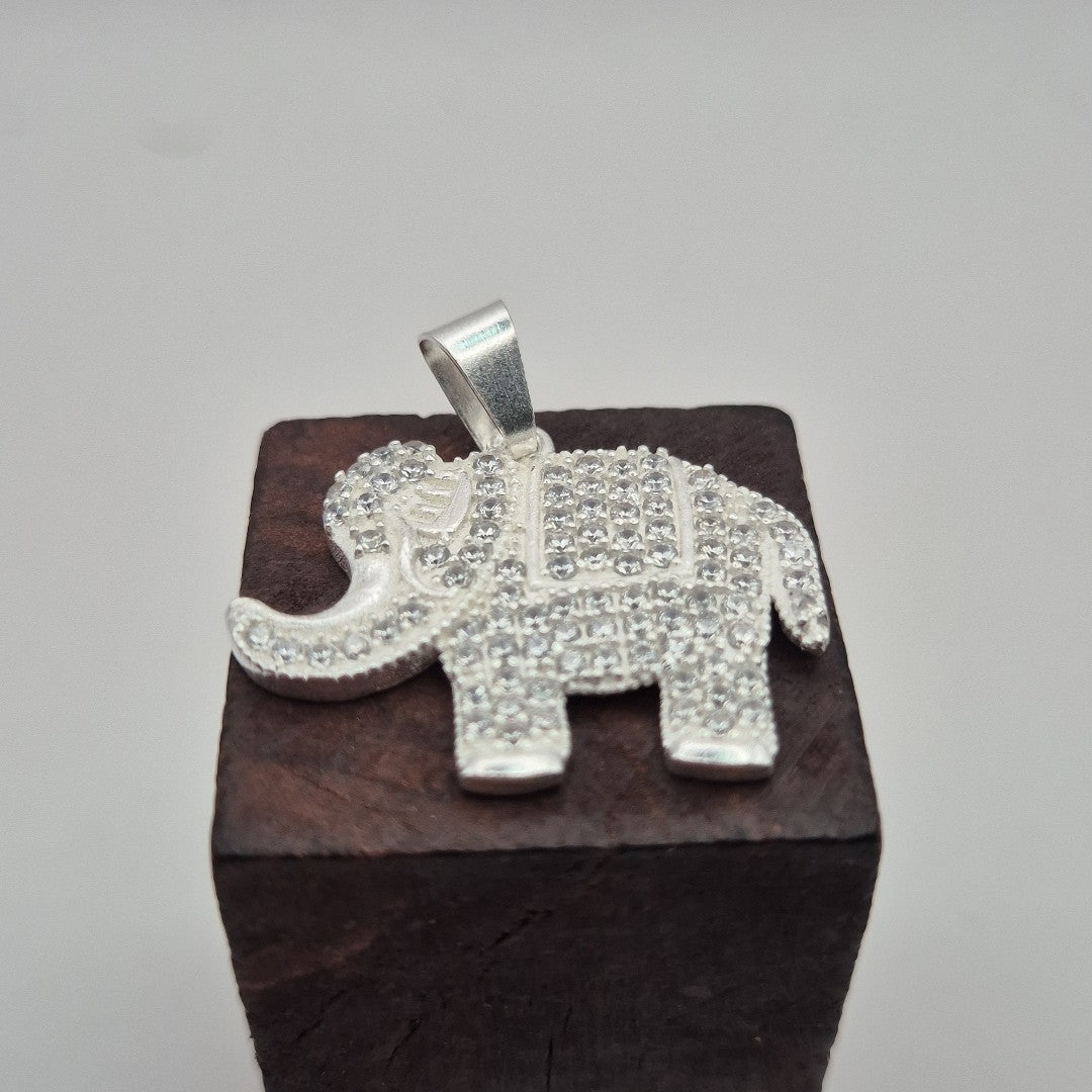 DIJE ELEFANTE C/CIRCONIAS PLATA .925 5.2 GR (NUEVO)