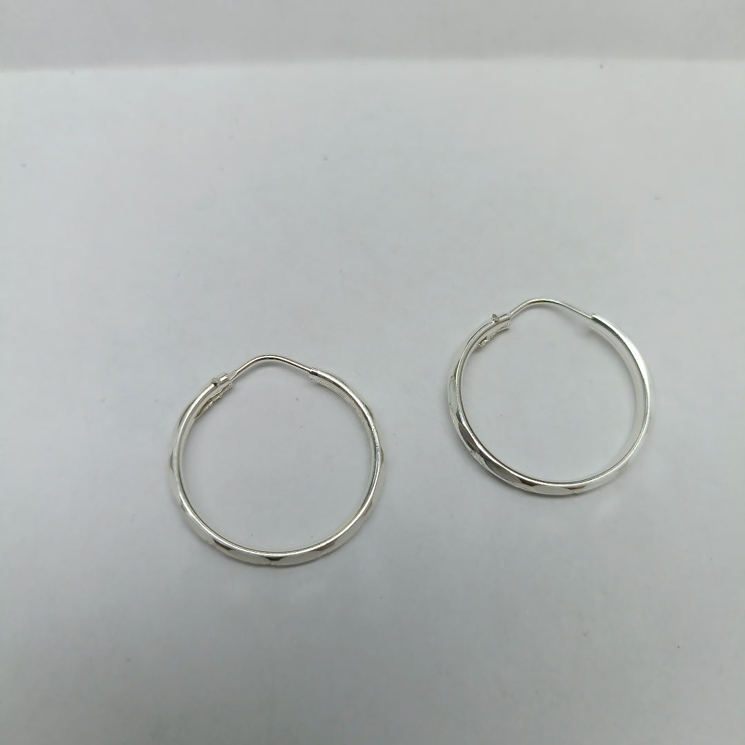 PAR ARRACADAS FACETADA PLATA .925 2.2 GR (NUEVO)