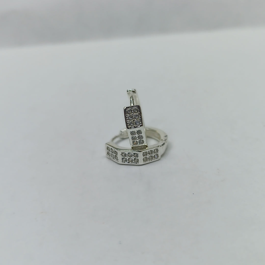 ARRACADAS C/CIRCONIAS PLATA .925 2.6 GR (NUEVO)