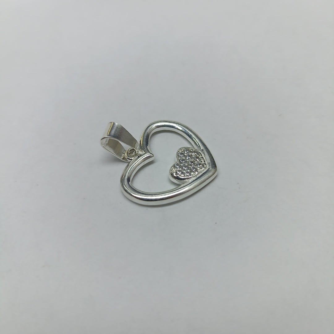 DIJE CORAZON C/CIRCONIAS PLATA .925 2.6 GR (NUEVO)