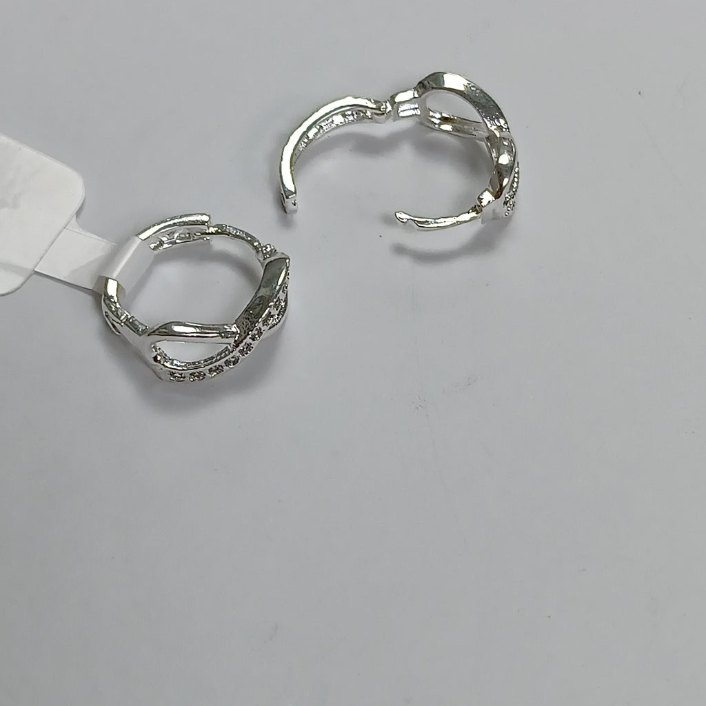 HUGGIES INFINITO CIRCONIAS PLATA .925 2.4 GR (NUEVO)