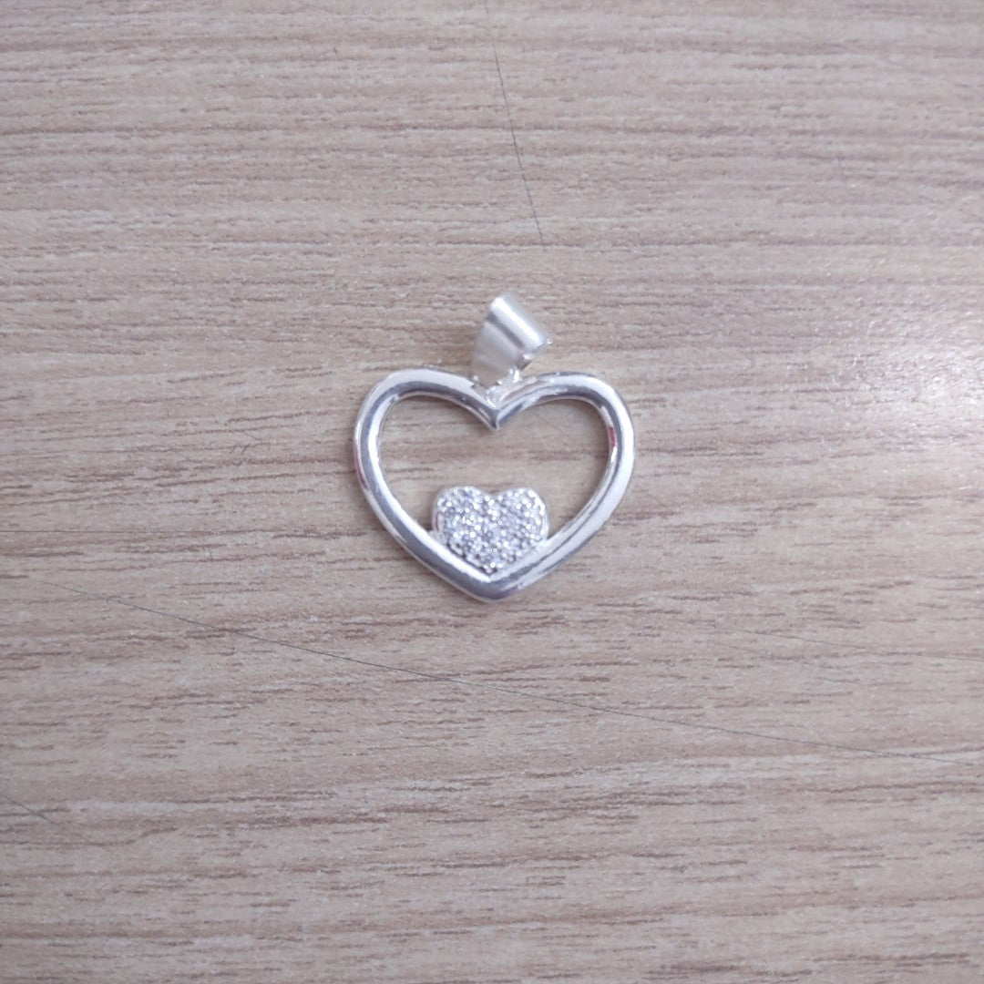 DIJE CORAZON C/CIRCONIAS PLATA .925 2.5 GR (NUEVO)