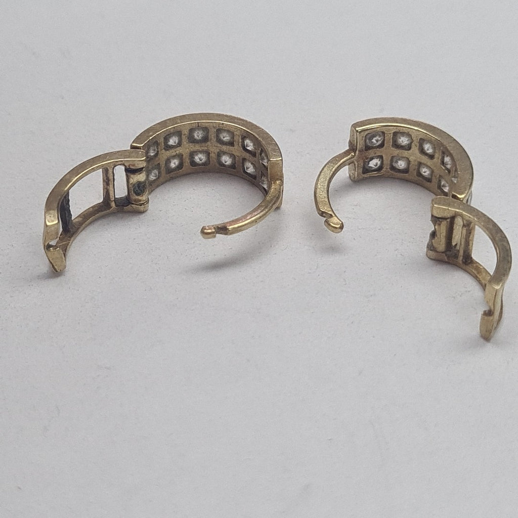 ARRACADAS PAR ORO 10 K 1.8 GRMS (SEMINUEVO)