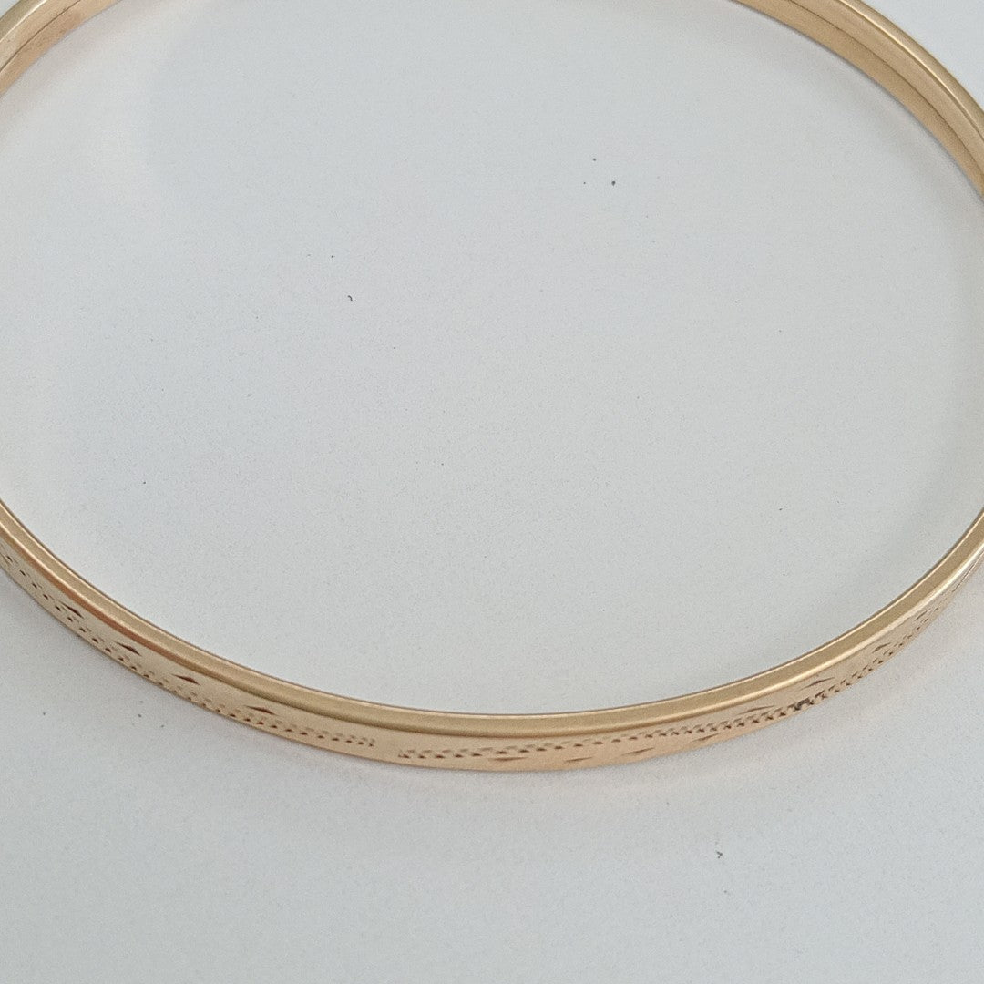 PULSERA RIGIDA ORO 10 K 5.9 GRMS (SEMINUEVO)