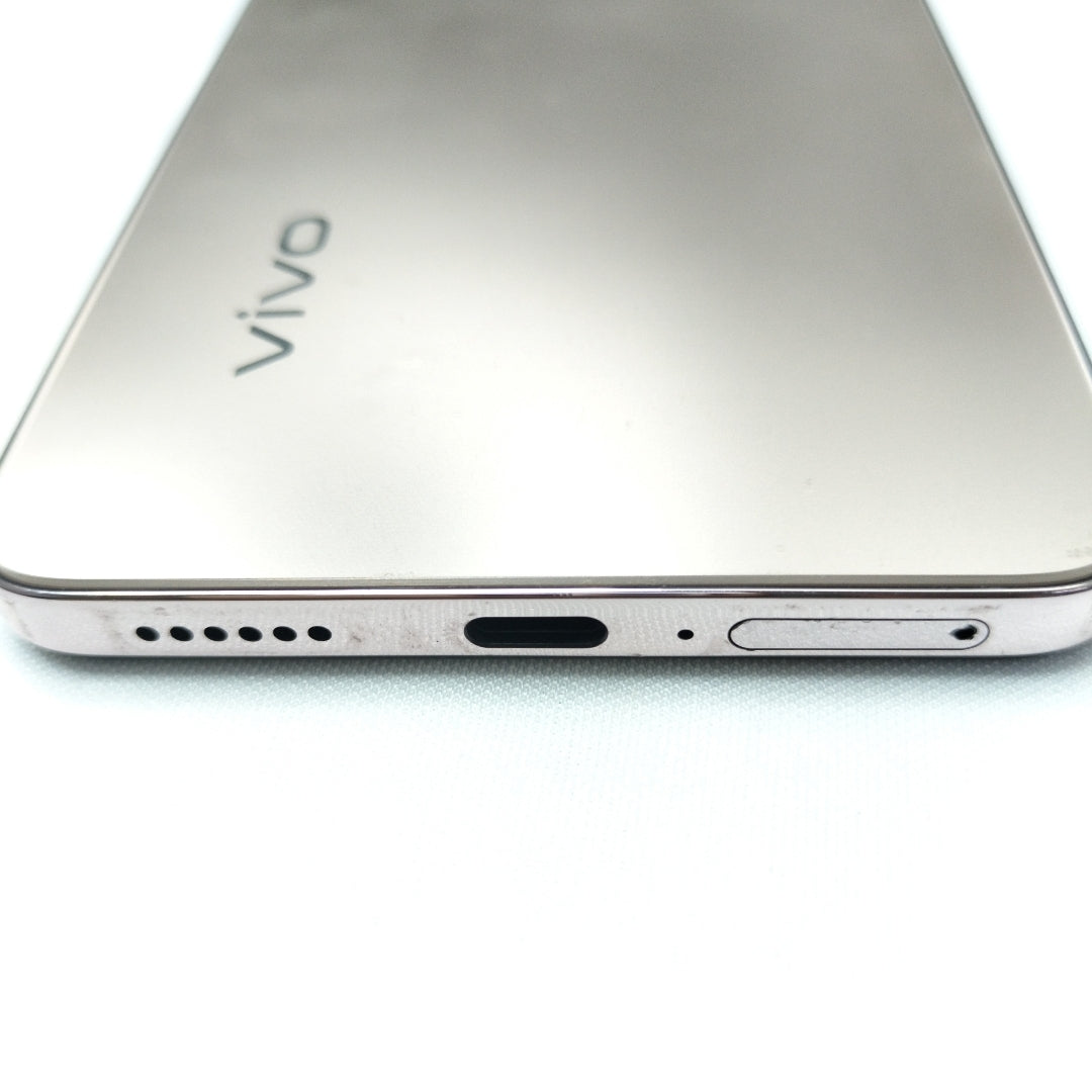 CELULAR VIVO V50 LITE 5G V2440 (2025) 256 GB 12 GB RAM (SEMINUEVO)