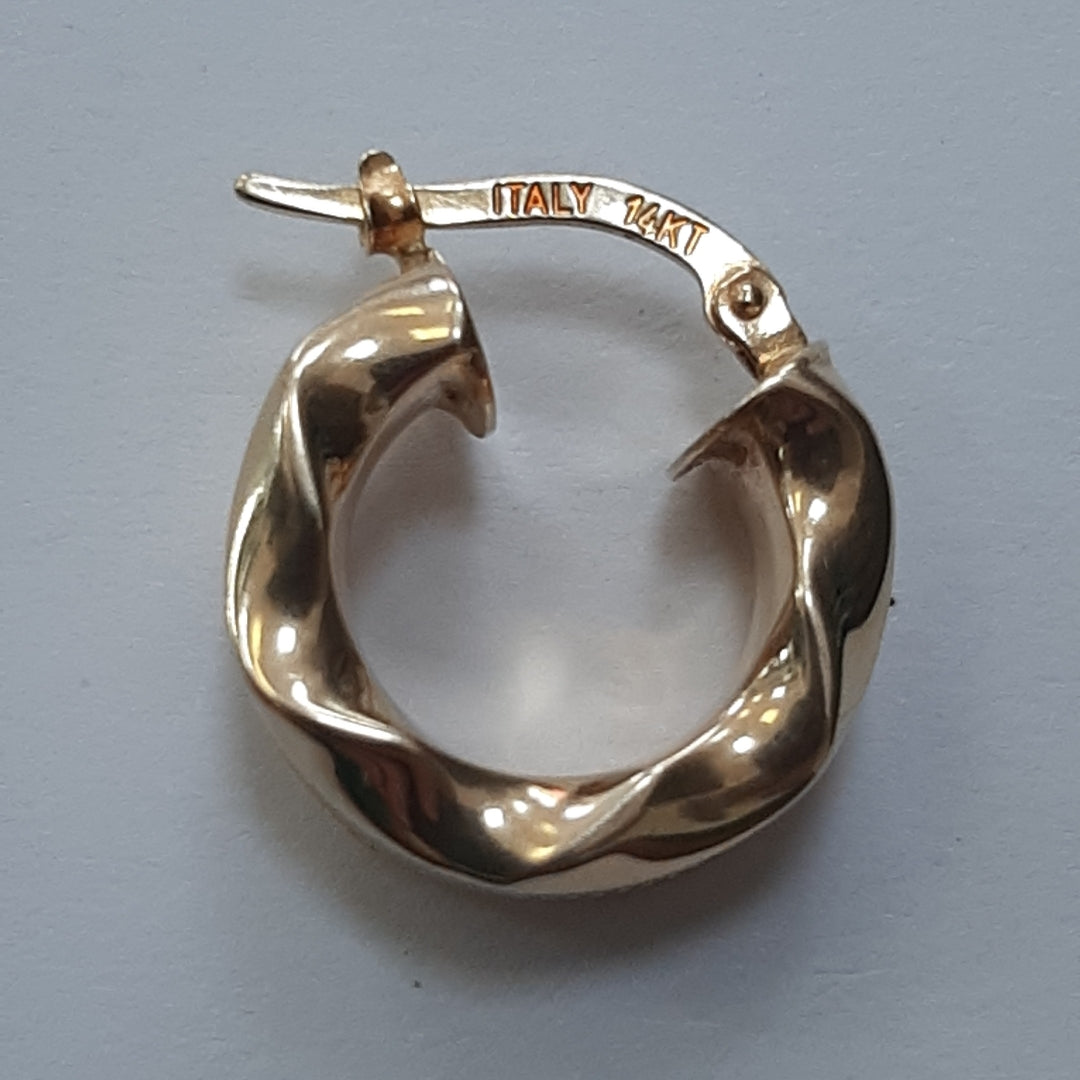 ARRACADAS PAR ORO 14 K 2.8 GRMS (SEMINUEVO)